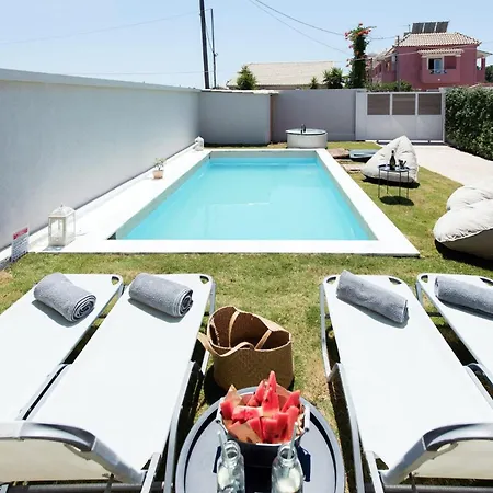 Luxurious Private Pool Spyridoula Villa *